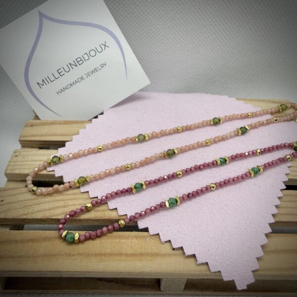 Collana con Zirconi e dettagli