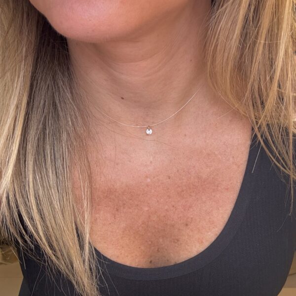 Collana ghost punto luce